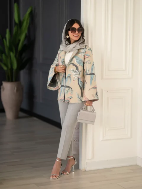 مانتو prada کرم