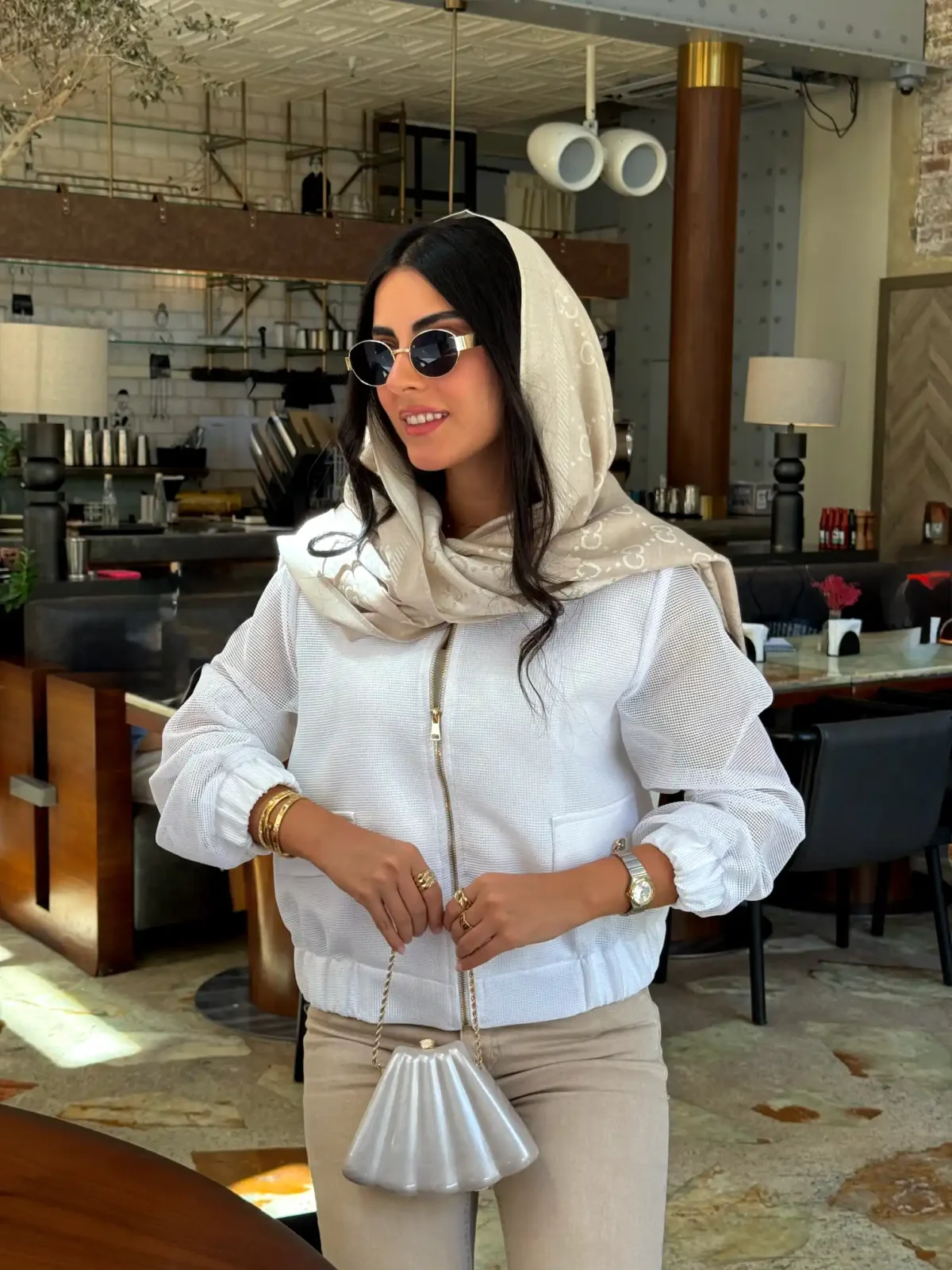 بامبرجکت توری سفید