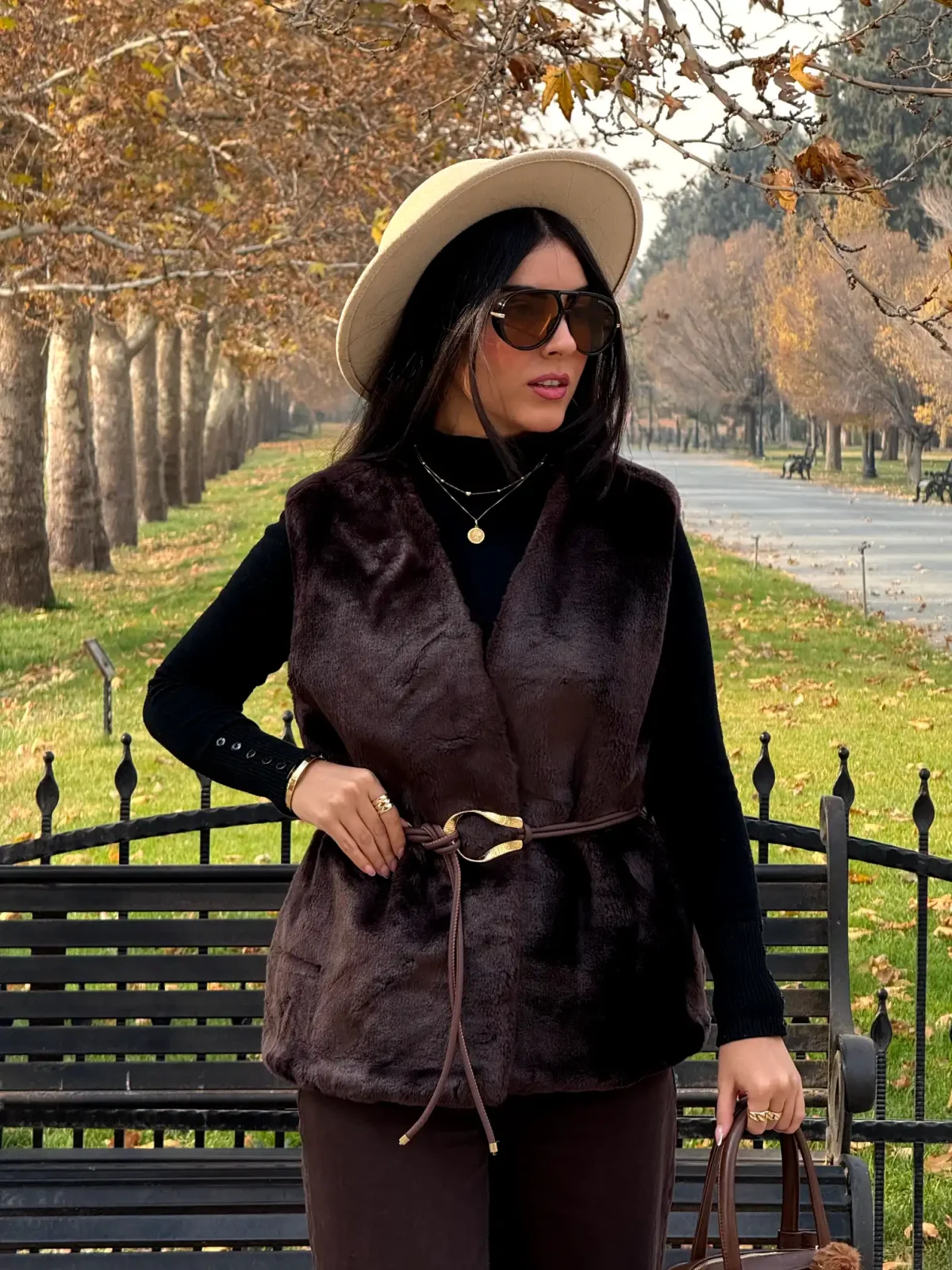 وست خز قهوه‌ای