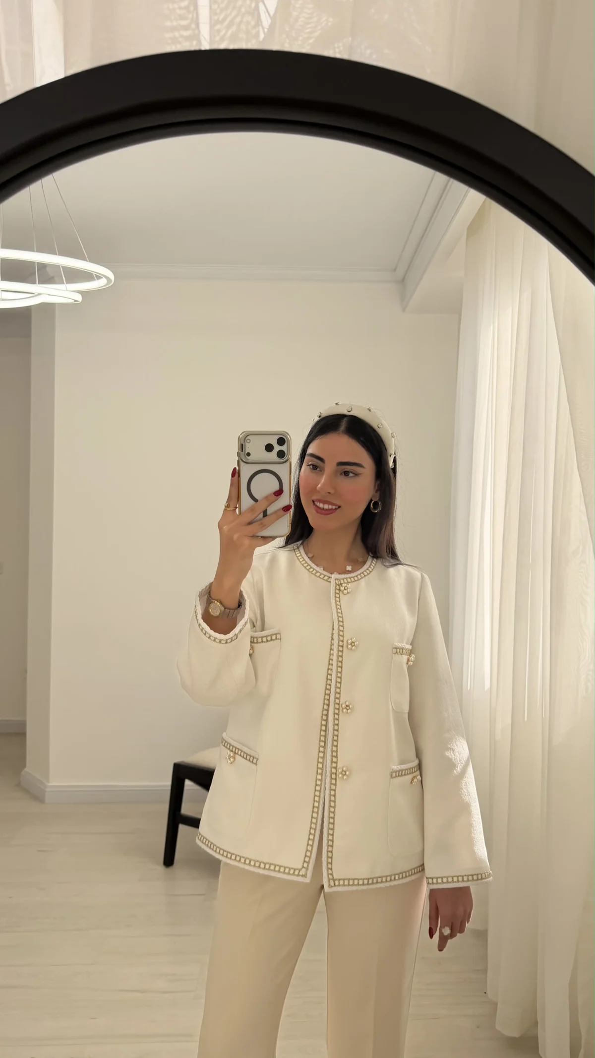 کت تک زنانه رنگ شیری جنس کتان از مزون بنیکو